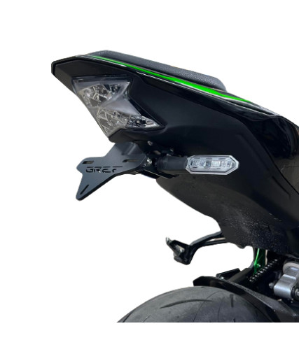 GREF INNOVATION ΣΠΑΣΤΗ ΒΑΣΗ ΠΙΝΑΚΙΔΑΣ ΓΙΑ KAWASAKI Z900 \'17-\'4 P/T021