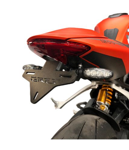 ΣΠΑΣΤΗ ΒΑΣΗ ΠΙΝΑΚΙΔΑΣ GREF INNOVATION ΓΙΑ TRIUMPH SPEED TRIPLE 1200 RS 2021+