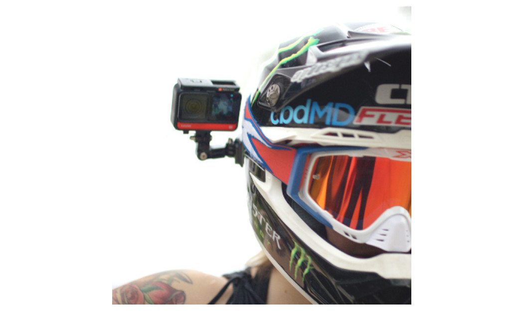 ΑΥΤΟΚΟΛΛΗΤΗ ΒΑΣΗ ΚΑΜΕΡΑΣ ΓΙΑ ΤΟ ΚΡΑΝΟΣ INSTA360 HELMET MOUNT BUNDLE