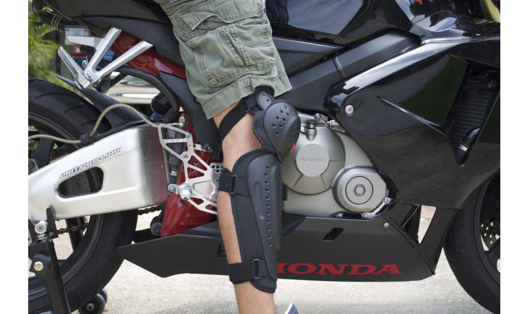 ΠΡΟΣΤΑΤΕΥΤΙΚΑ ΓΟΝΑΤΟΥ ΚΑΙ ΚΝΗΜΗΣ DAINESE KNEE V E1