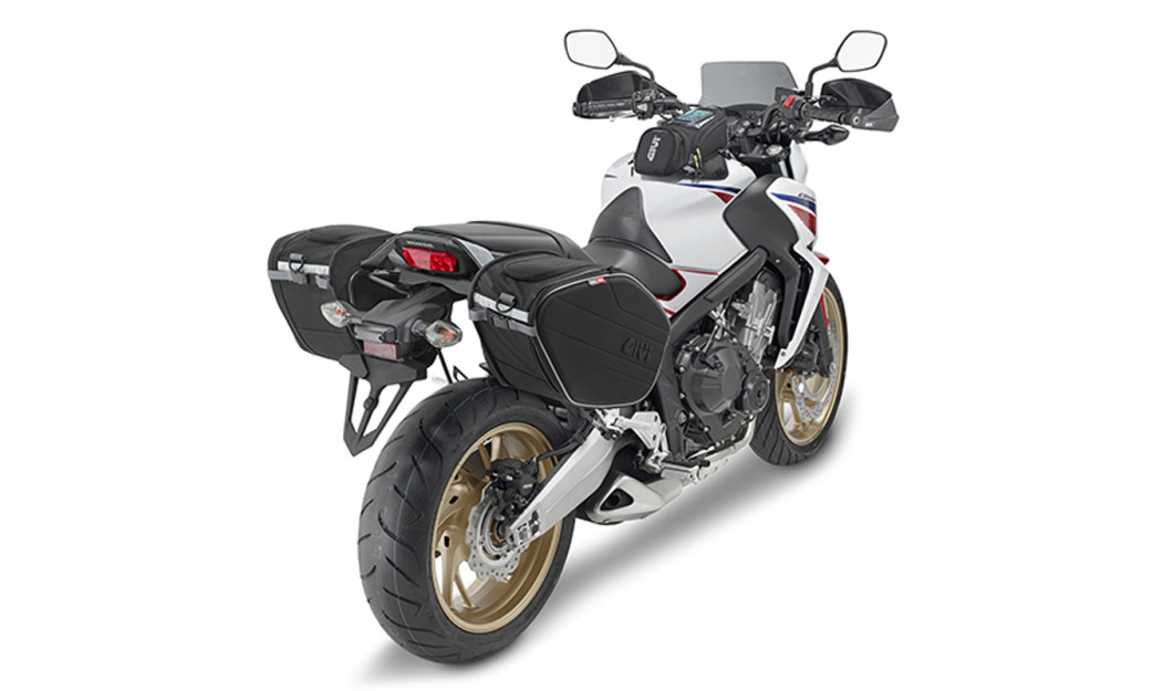 ΤΣΑΝΤΕΣ ΠΛΑΙΝΕΣ GIVI EA101B 30LT