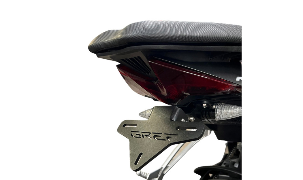 GREF INNOVATION ΣΠΑΣΤΗ ΒΑΣΗ ΠΙΝΑΚΙΔΑΣ ΓΙΑ APRILIA RS660 \'21-\'24 P/T030