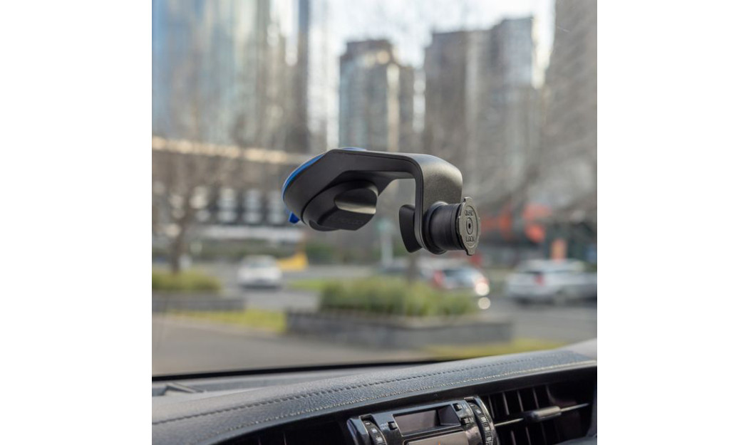 QUAD LOCK SUCTION WINDSCREEN / DASH MOUNT ΒΑΣΗ ΚΙΝΗΤΟΥ ΑΥΤΟΚΙΝΗΤΟΥ ΒΕΝΤΟΥΖΑ 
