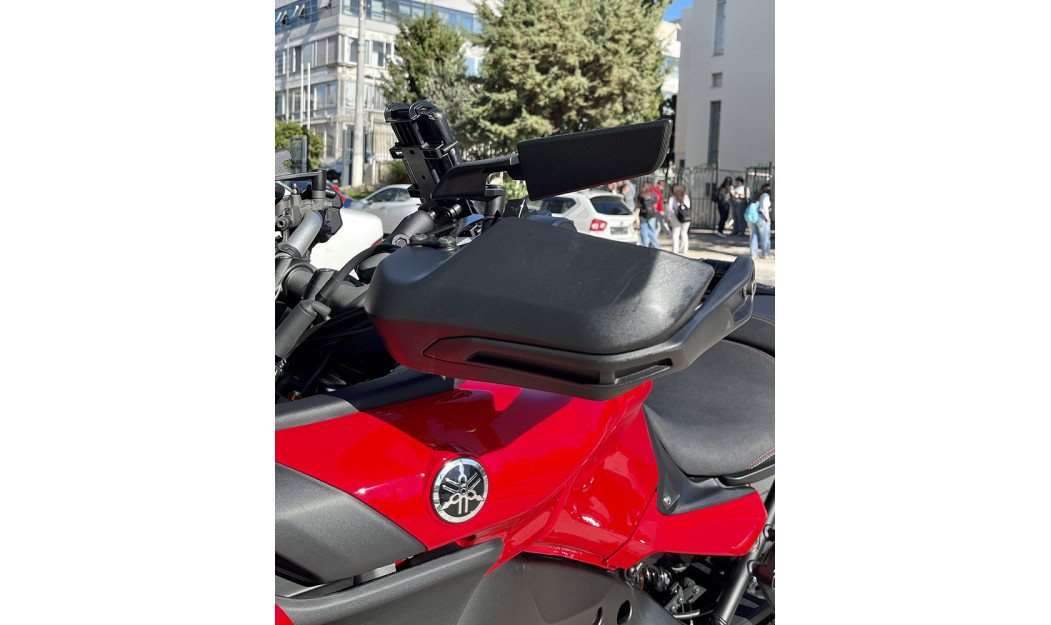 UNIVERSAL ΚΑΘΡΕΠΤΕΣ ΜΗΧΑΝΗΣ ΑΛΟΥΜΙΝΙΟΥ ΠΕΡΙΣΤΡΕΦΟΜΕΝΟΙ 8mm/ 10mm BLACK