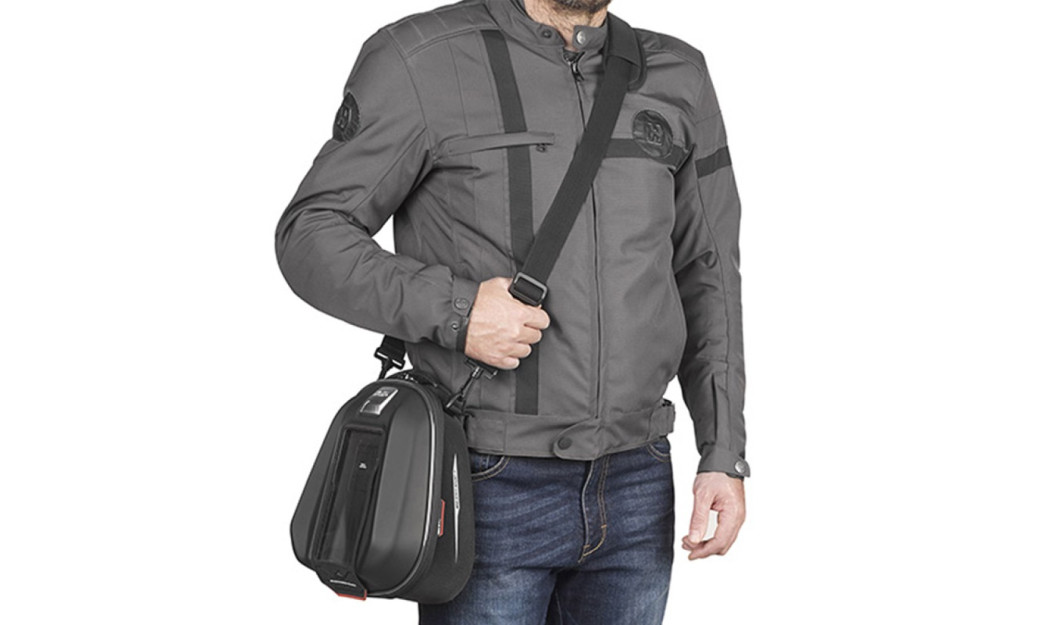 ΤΣΑΝΤΑ ΡΕΖΕΡΒΟΥΑΡ ΜΗΧΑΝΗΣ GIVI ST611+ 6L BLACK