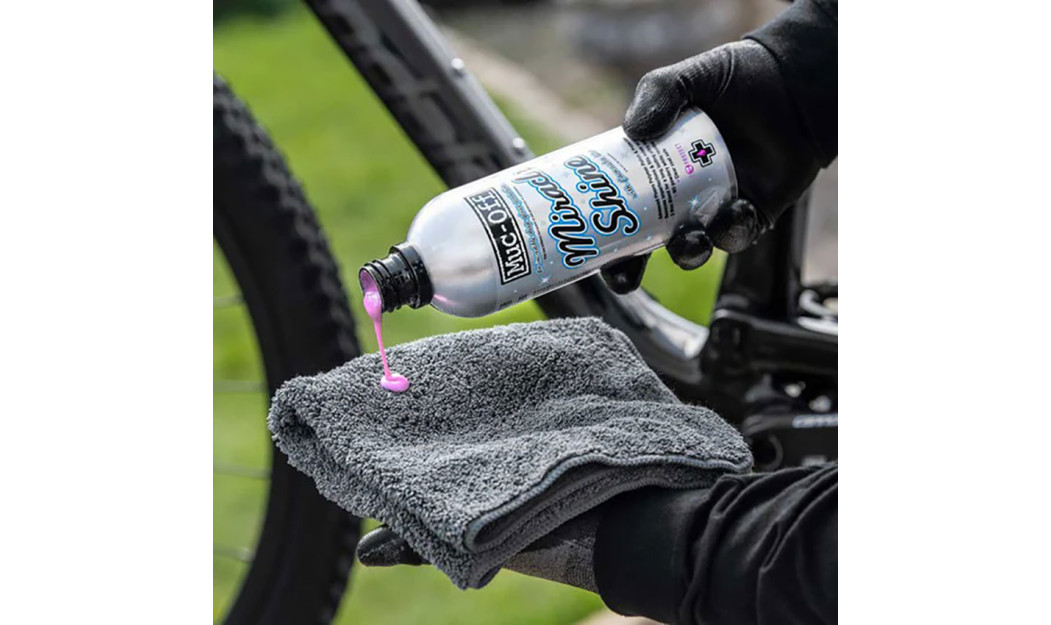 MUC-OFF MIRACLE SHINE ΓΥΑΛΙΣΤΙΚΟ SPRAY 500ML