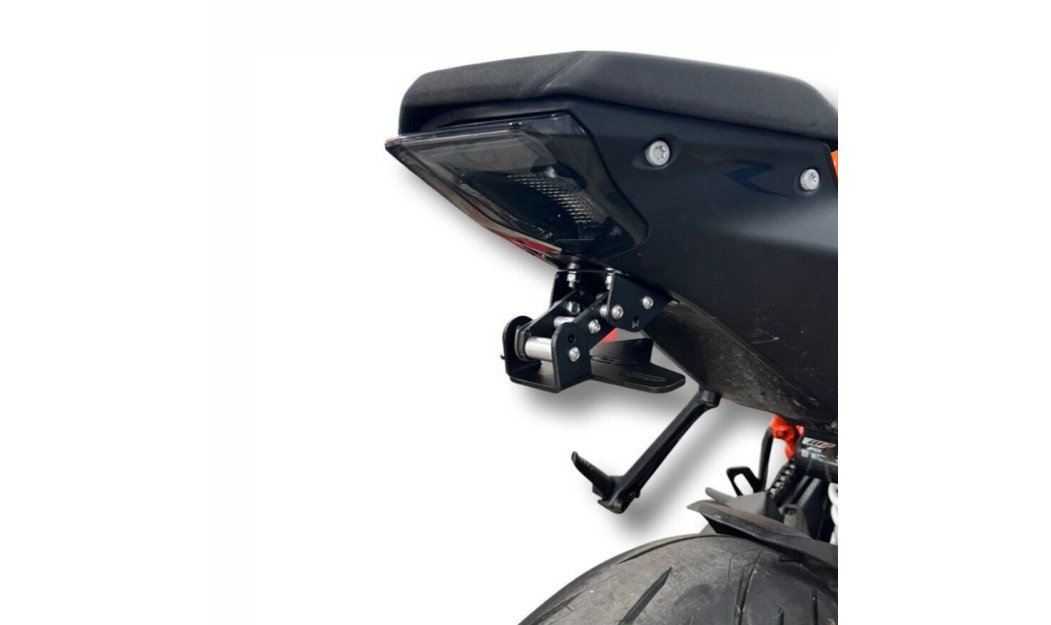 GREF INNOVATION ΣΠΑΣΤΗ ΒΑΣΗ ΠΙΝΑΚΙΔΑΣ ΓΙΑ KTM SUPERDUKE 1290 \'20-\'23 P/T0016