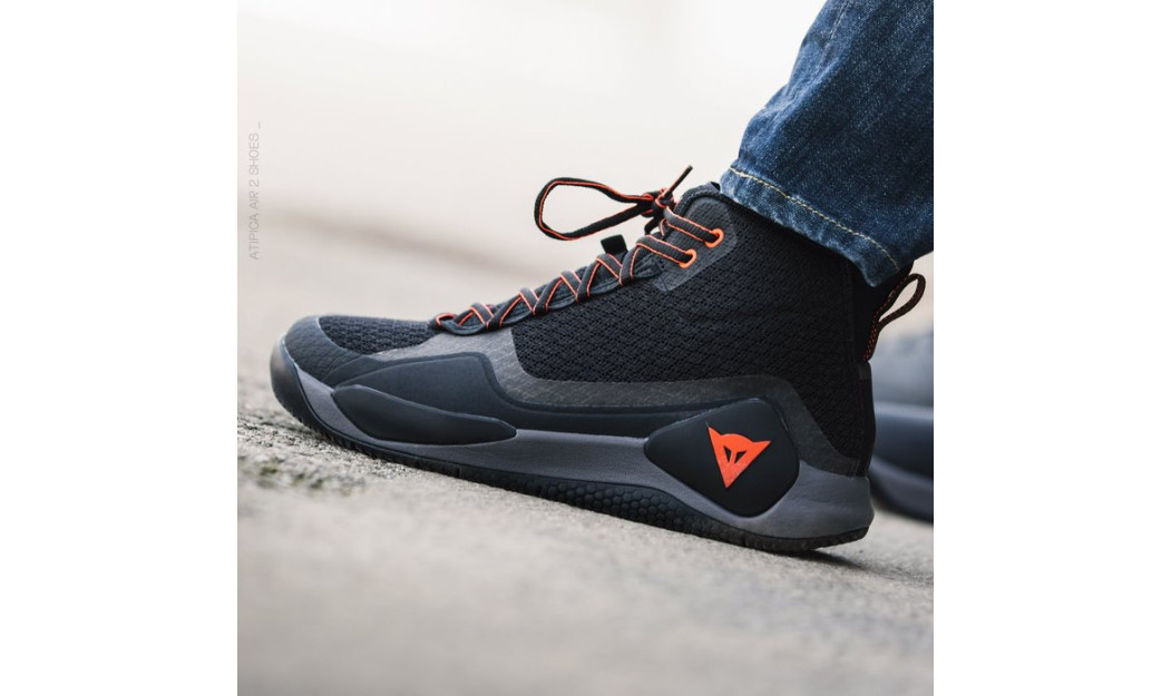 DAINESE ATIPICA AIR 2 ΜΠΟΤΑΚΙΑ ΜΗΧΑΝΗΣ ΚΑΛΟΚΑΙΡΙΝΑ BLACK CARBON